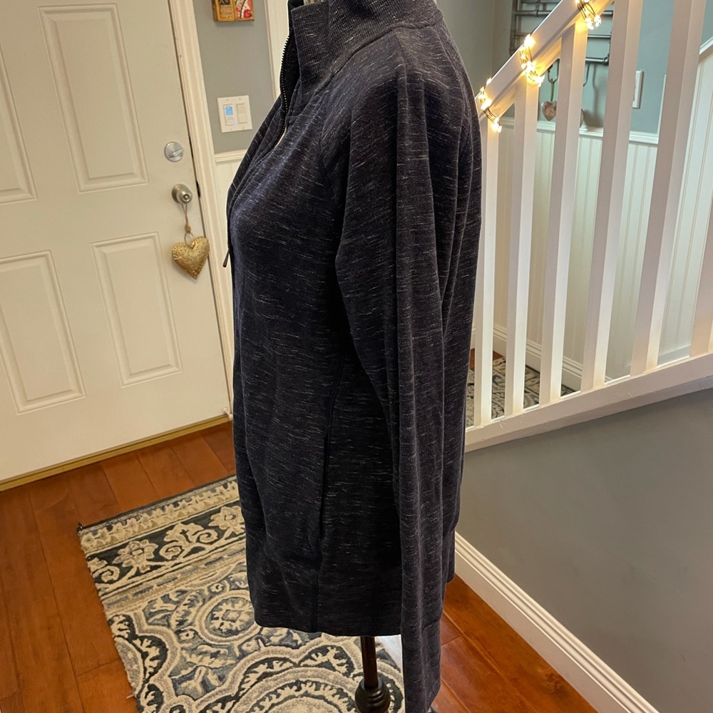 Versatile track jacket - Picture 4 of 5